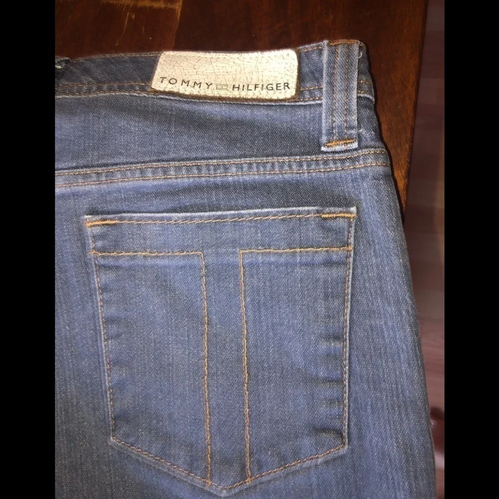 vintage Tommy Hilfiger premium denim straight leg Medium Blue jeans Classic